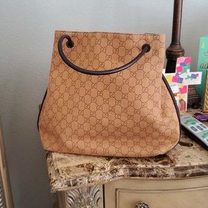 Gucci Shoulder Bag